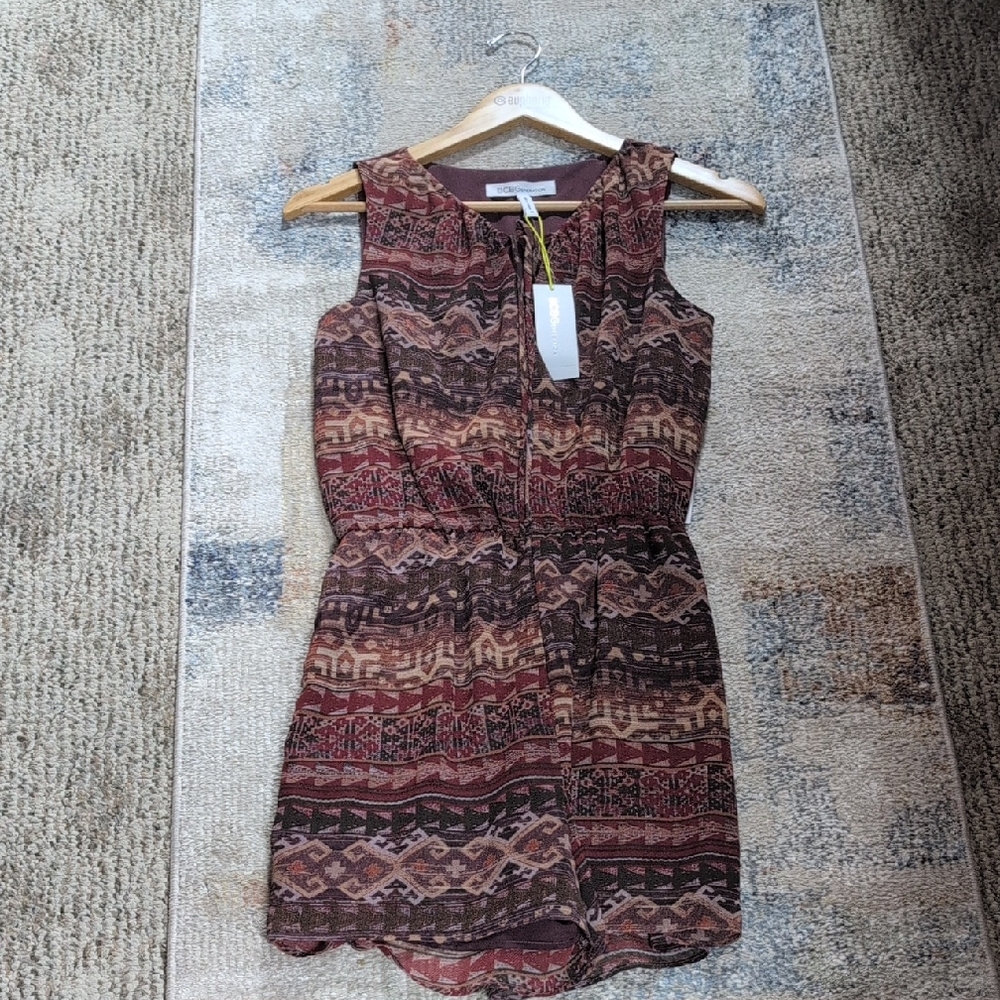 BCBGeneration Red and Brown Sleeveless Scoop Neck Sundress